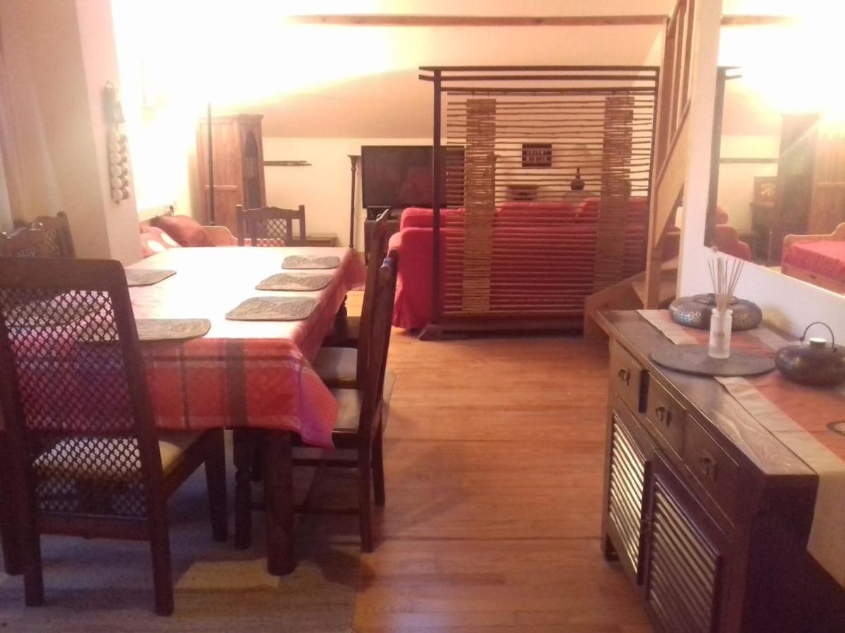 Appartement En Loft 50M2 Dans Maison Avec Chambre En Mezzanine Et Canapes Lits Dans Salon Saint-Pierre-de-Chartreuse Exteriör bild