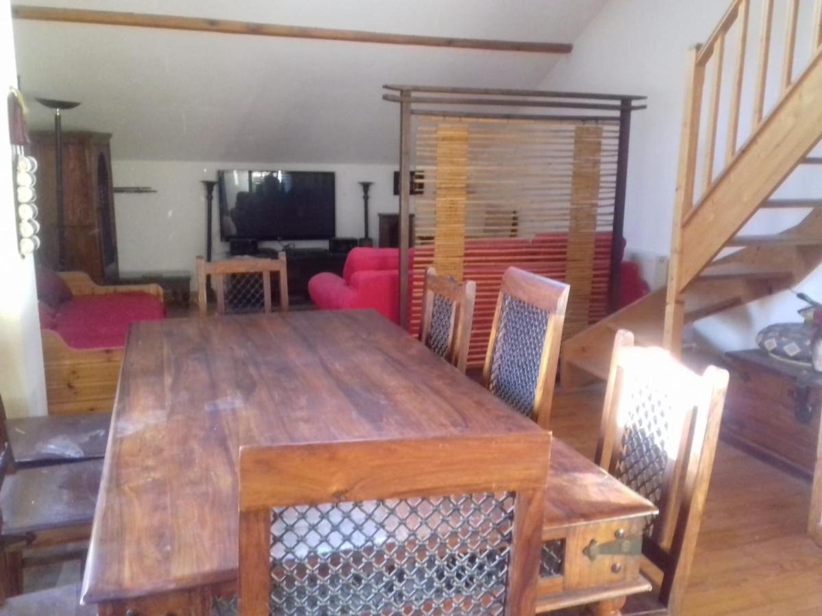 Appartement En Loft 50M2 Dans Maison Avec Chambre En Mezzanine Et Canapes Lits Dans Salon Saint-Pierre-de-Chartreuse Exteriör bild